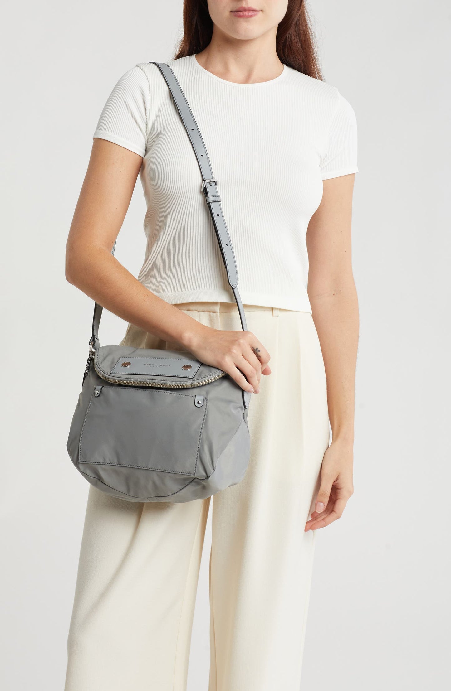 Marc Jacobs Preppy Nylon Messenger Bag Grey