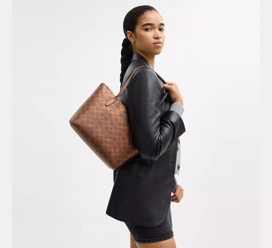 Coach Fiona Zip Tote Bag In Signature Canvas Gold