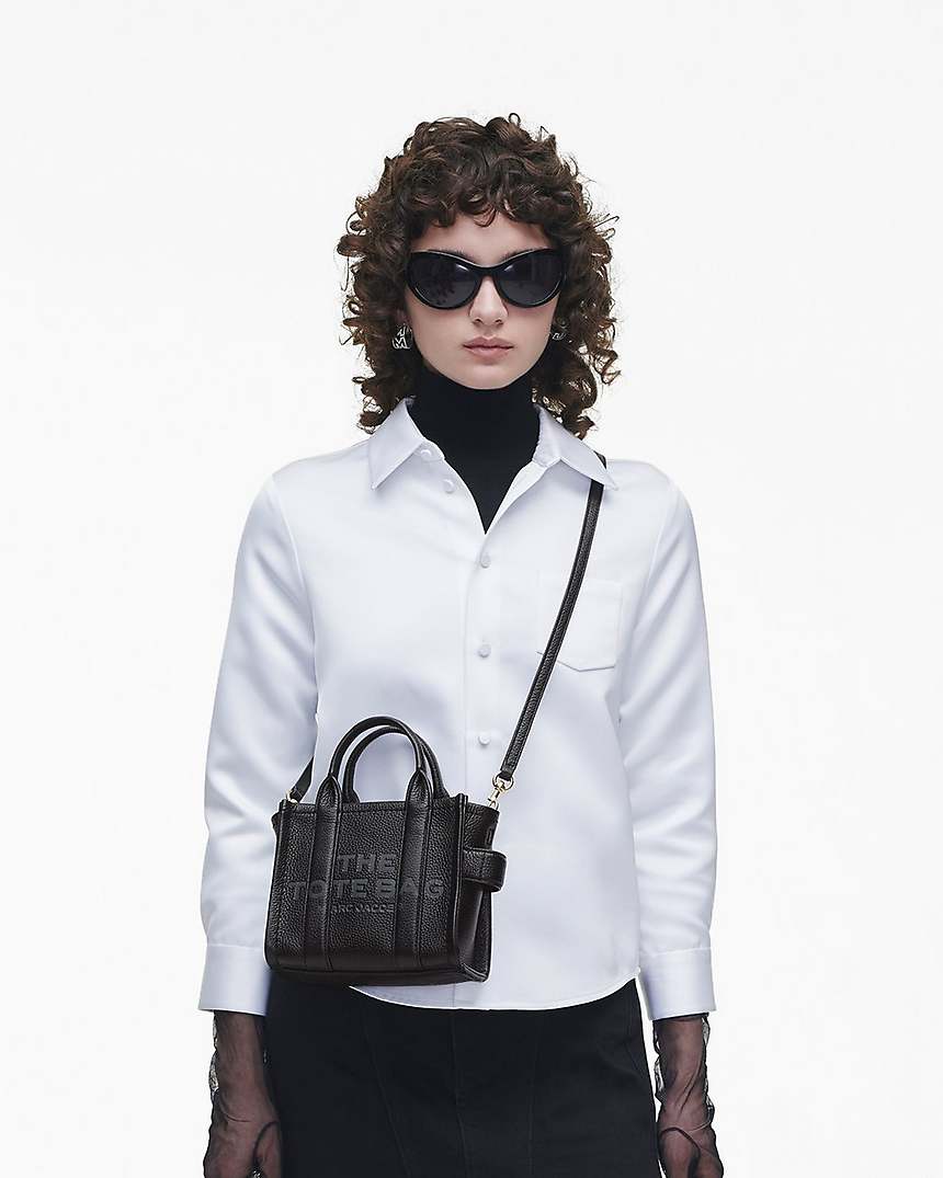 Marc Jacobs THE LEATHER
CROSSBODY TOTE BAG BLACK