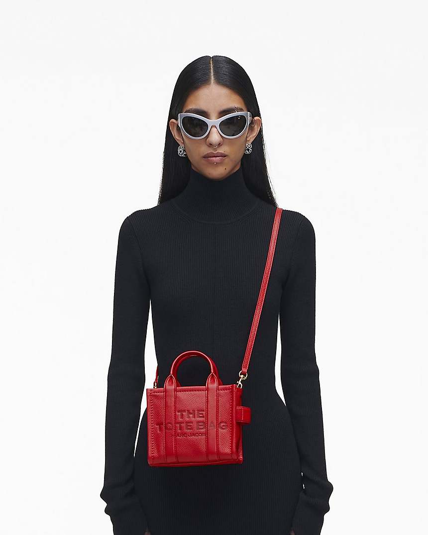 Marc Jacobs THE LEATHER CROSSBODY TOTE BAG TRUE RED