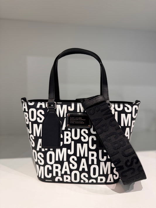 Marc Jacobs Trademark Tote Logo