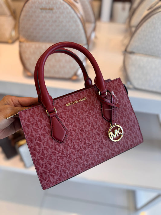 Michael Kors Sheila Small Cherry Signature