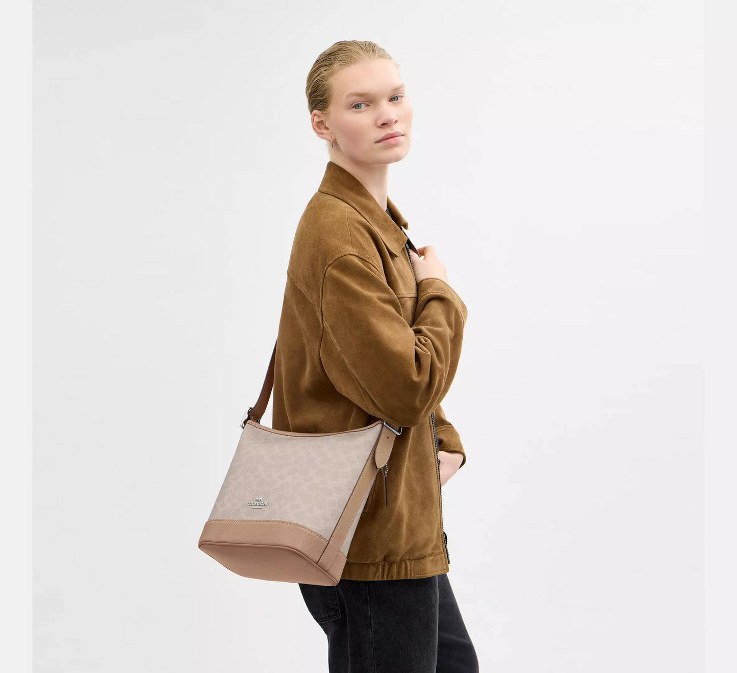Coach Jude Duffle Bag Signature Canvas Tan