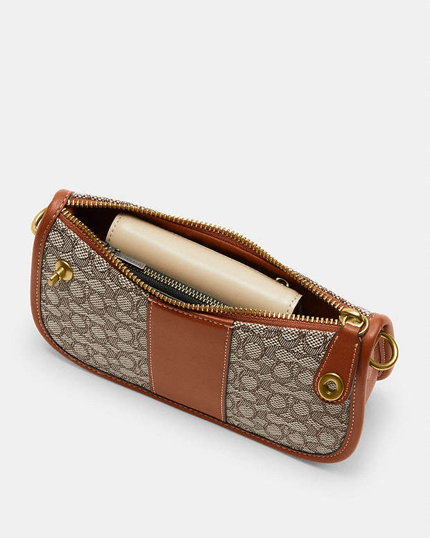 COACH  MINI SIGNATURE JACQUARD SWINGER (BOUTIQUE) COCO BURNISHED (CM559)