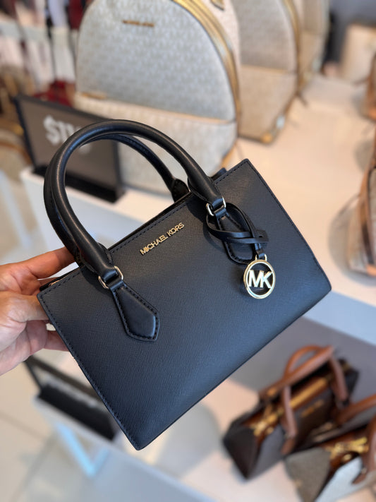 Michael Kors Sheila Small Black