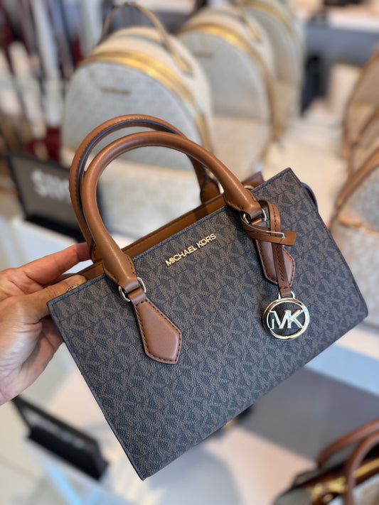 Michael Kors Sheila Small Brown Signature