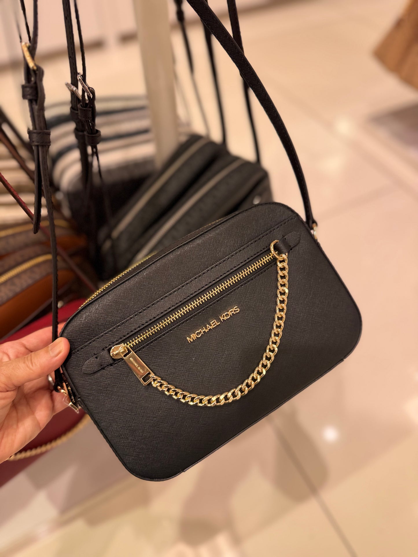 Michael Kors Jet Set Chain Crossbody Black/Gold